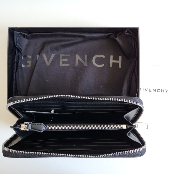 Givenchy Iconic "Givenchy Paris" Logo Print Zip Black Wallet NWT - Picture 14 of 16